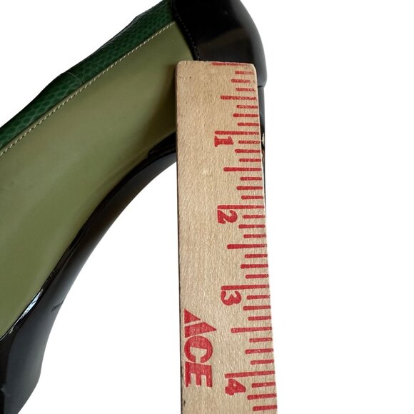 Robert Clergerie Green and Black Platform Pumps Size 7B - Picture 10 of 10